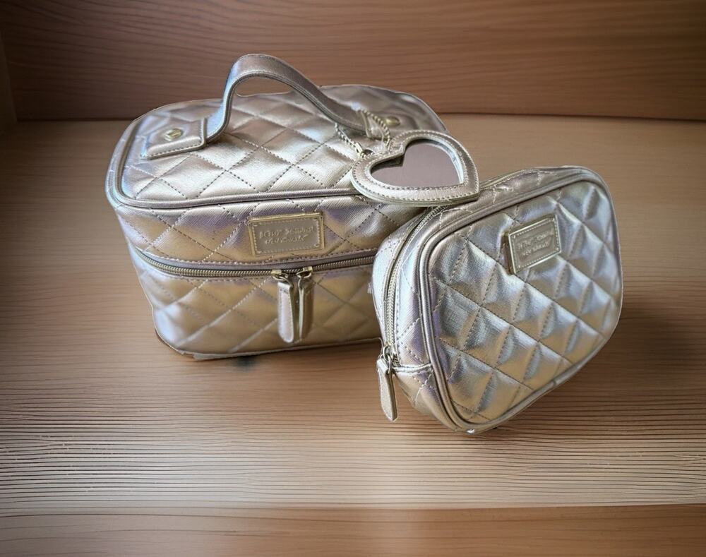 Betsey Johnson Metallic Gold Quilted‎ Travel Cosmetic/MakeUp Bag and Case, EUC